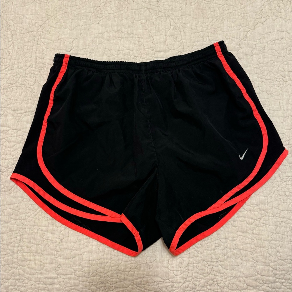Black/Peach Nike Tempo Shorts